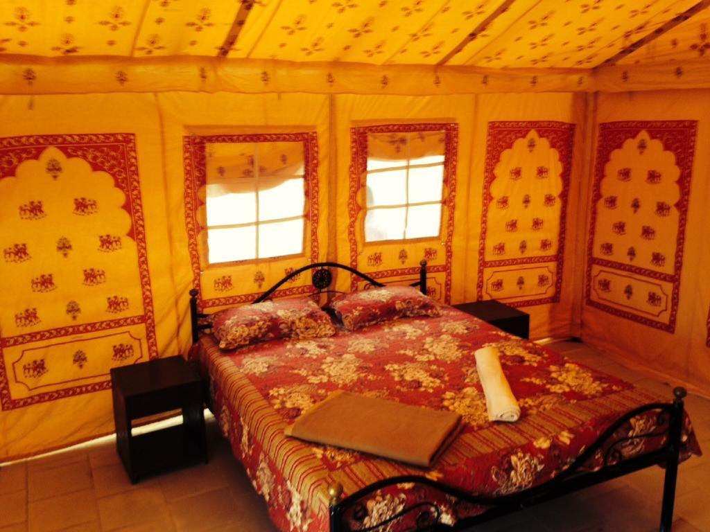Raj Resorts Jaisalmer Rum bild
